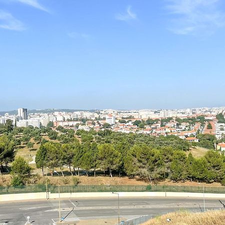 Lisbon At Your Doorstep - Bedrooms Exterior photo