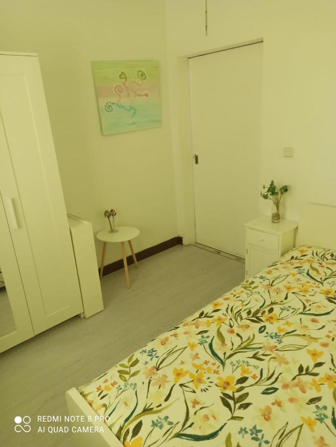 Lisbon At Your Doorstep - Bedrooms Exterior photo